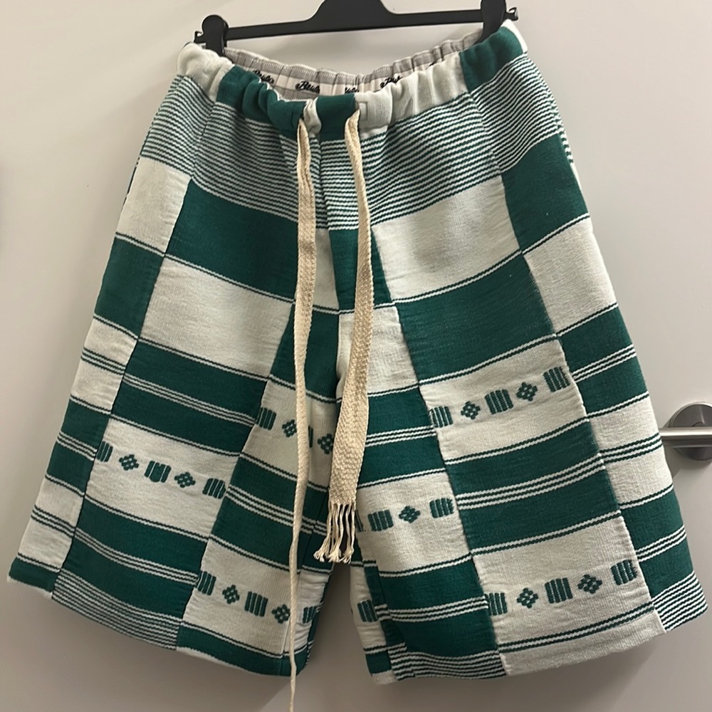 LOEWE Paula’s Ibiza Spring 2021 collection. Men’s shorts
